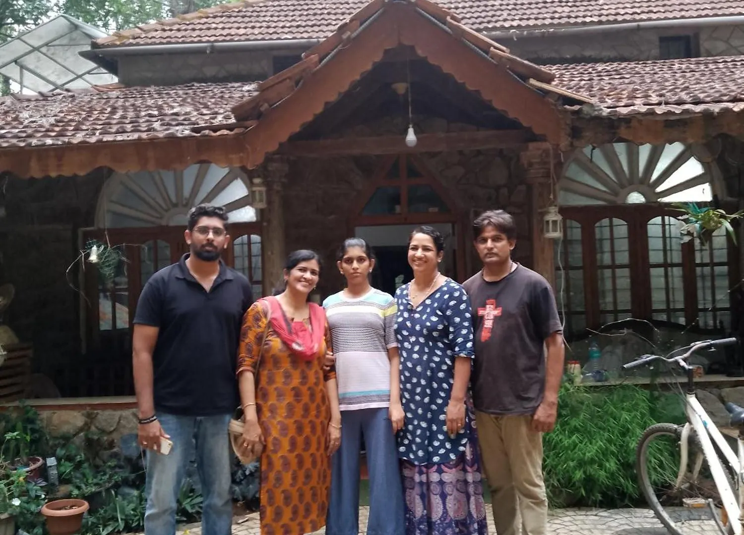Whitetea Estatehouse Villa Munnar Farm stay